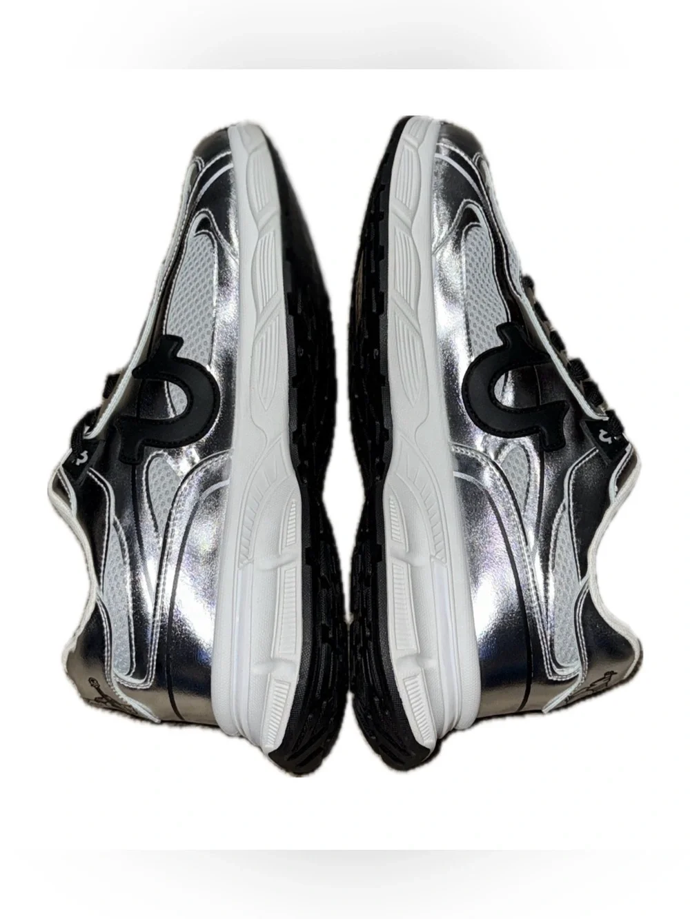 TRUE RELIGION *NWT Metallic Silver Running Shoes Dad Sneakers Streetwear | Sz 10